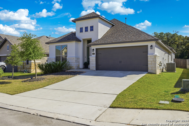 Listing photo id 2 for 8928 Whimsey