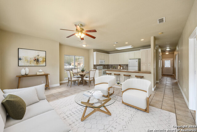 Image 3 of 20 For 3049 Pine Valley