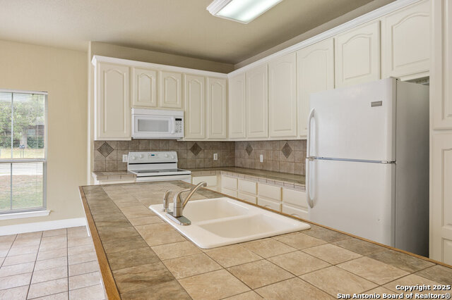 Image 9 of 20 For 3049 Pine Valley