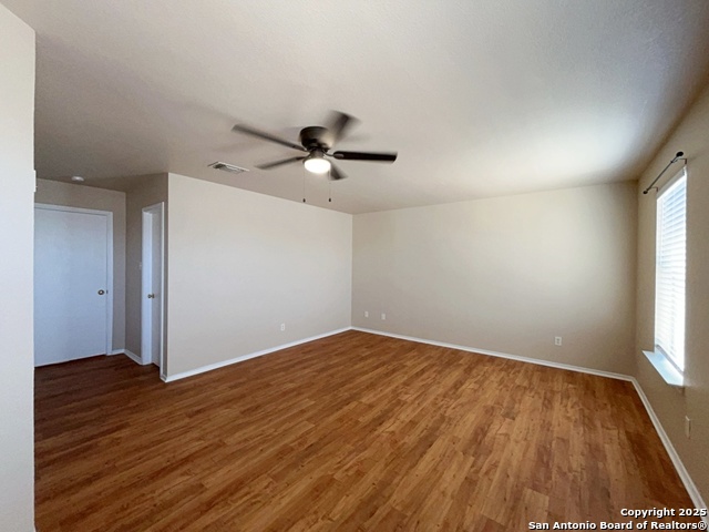 Image 18 of 39 For 8219 Maple Meadow Dr