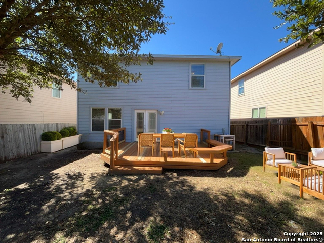 Image 6 of 39 For 8219 Maple Meadow Dr