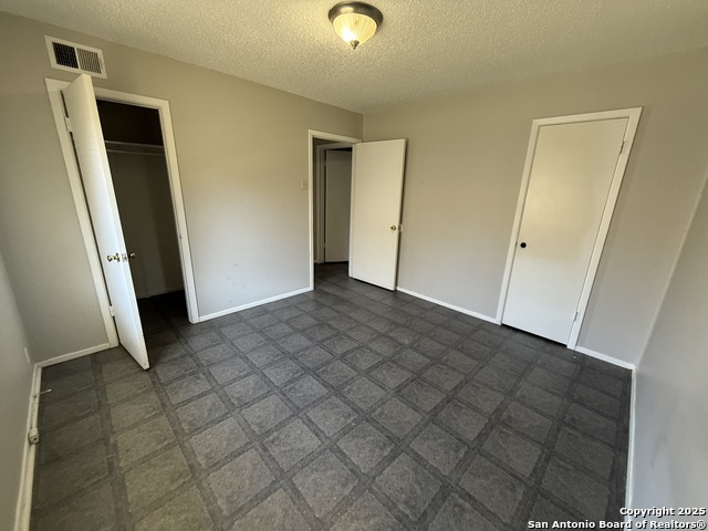 Image 5 of 6 For 11226 Belair Dr  1