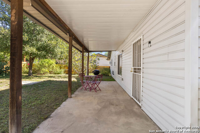 Image 22 of 25 For 3607 Lisa