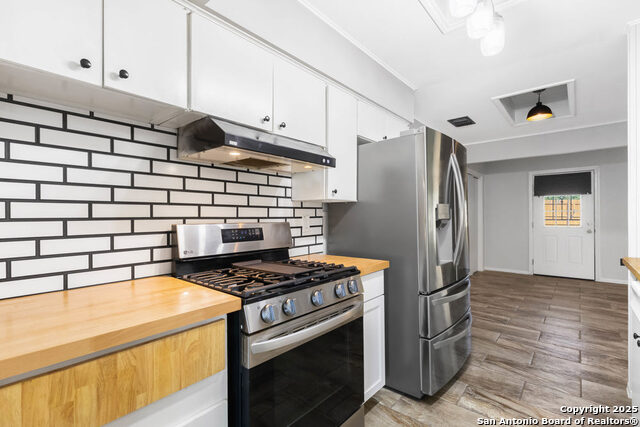 Image 9 of 25 For 3607 Lisa