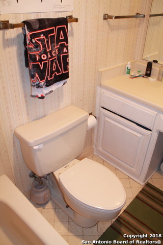 Image 13 of 24 For 7701 Wurzbach Rd  1904