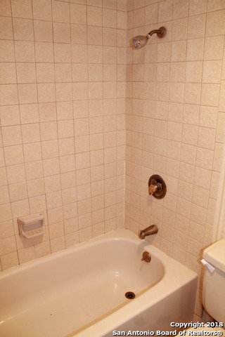 Image 14 of 24 For 7701 Wurzbach Rd  1904