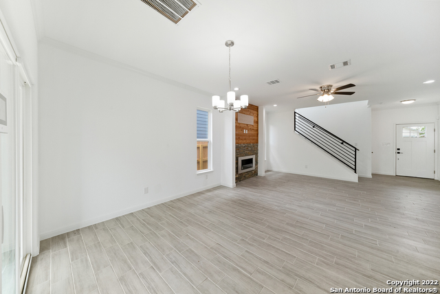 Image 15 of 37 For 8914 La Herradura Dr