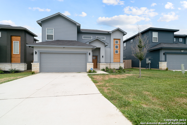 Image 2 of 37 For 8914 La Herradura Dr