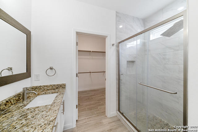 Image 21 of 37 For 8914 La Herradura Dr