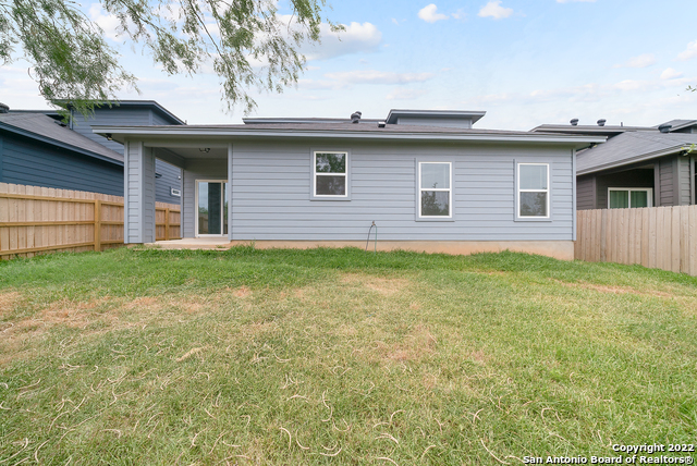 Image 34 of 37 For 8914 La Herradura Dr