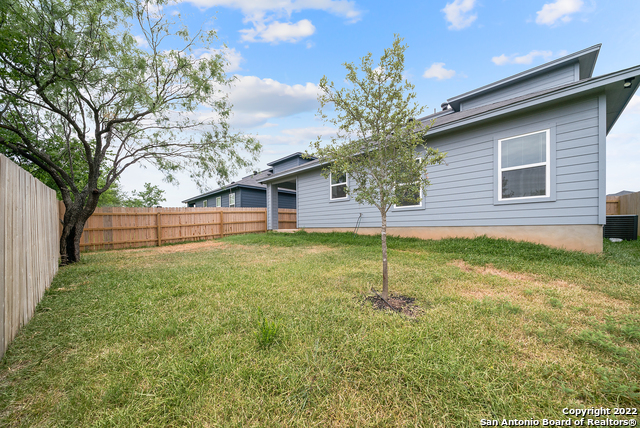 Image 35 of 37 For 8914 La Herradura Dr