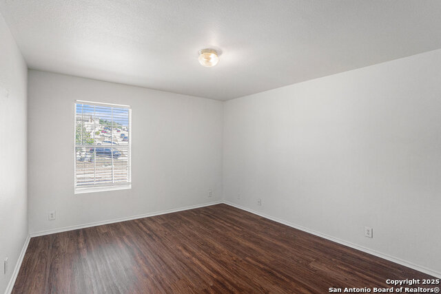 Image 24 of 27 For 24003 Wimberly Oaks