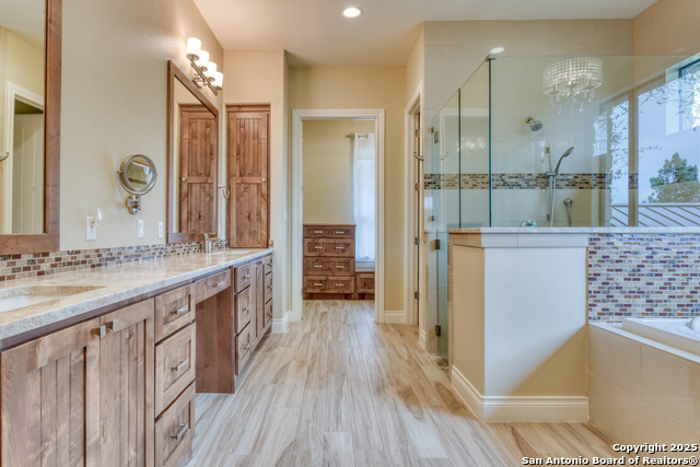 Image 18 of 47 For 1357 Capitare