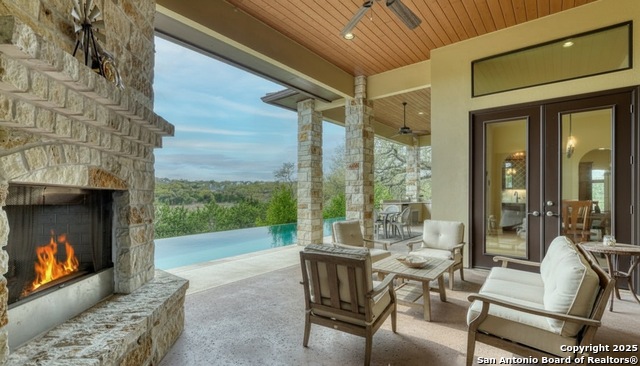 Image 2 of 47 For 1357 Capitare