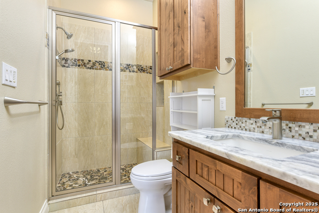 Image 36 of 47 For 1357 Capitare