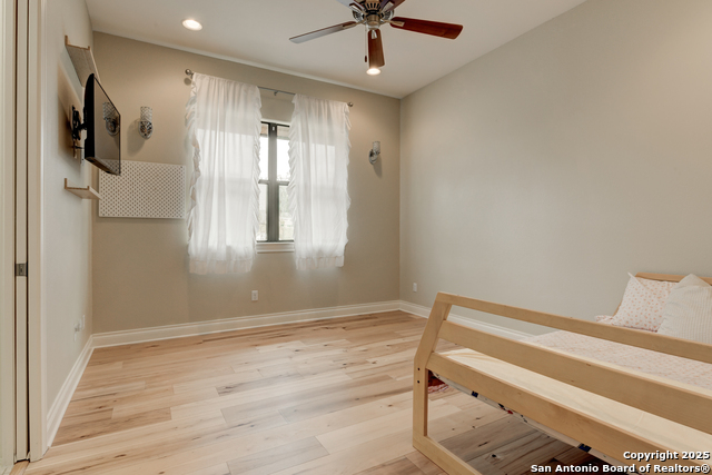 Image 41 of 47 For 1357 Capitare