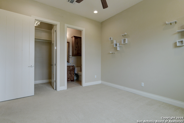 Image 44 of 47 For 1357 Capitare