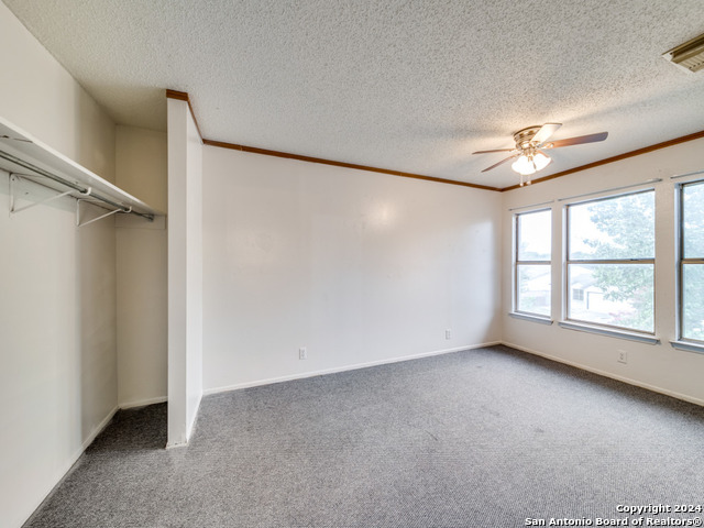 Listing photo id 17 for 8239 Brisbane