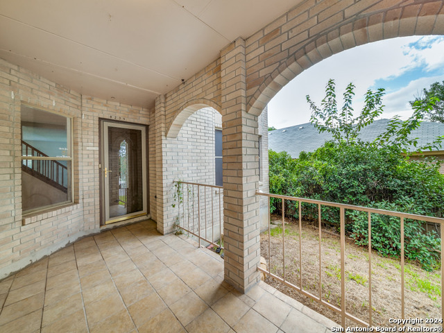 Listing photo id 0 for 8239 Brisbane