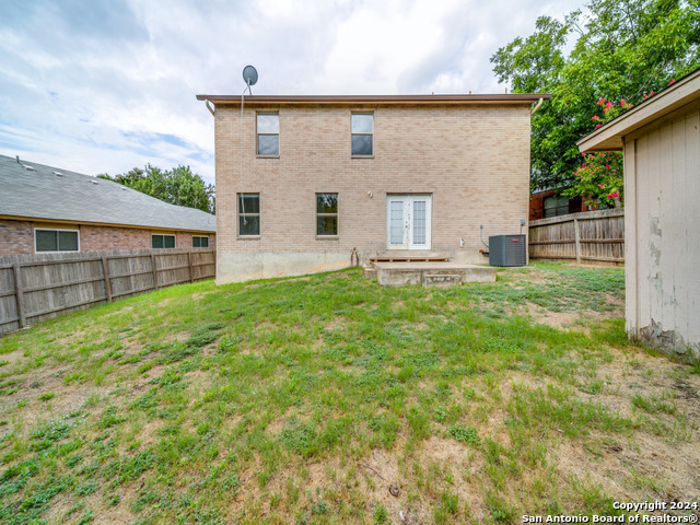 Listing photo id 18 for 8239 Brisbane