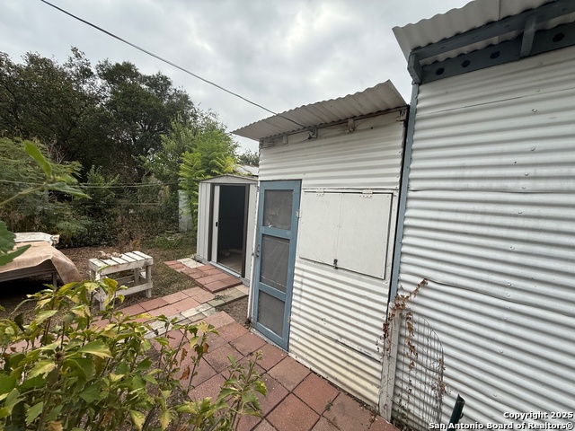 Image 14 of 14 For 226 Carle  