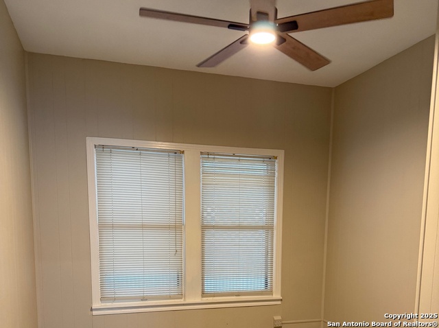 Image 8 of 14 For 226 Carle  