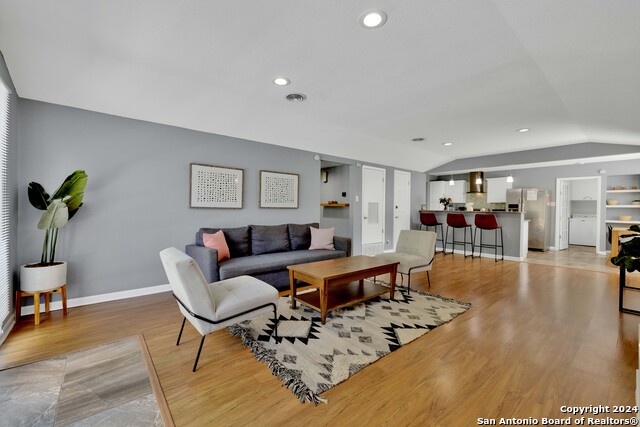 Image 16 of 30 For 103 Shalimar Dr