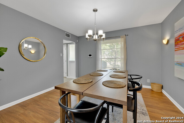 Image 5 of 30 For 103 Shalimar Dr