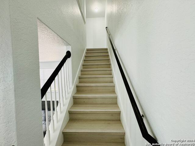 Image 21 of 35 For 12139 Patton Pt