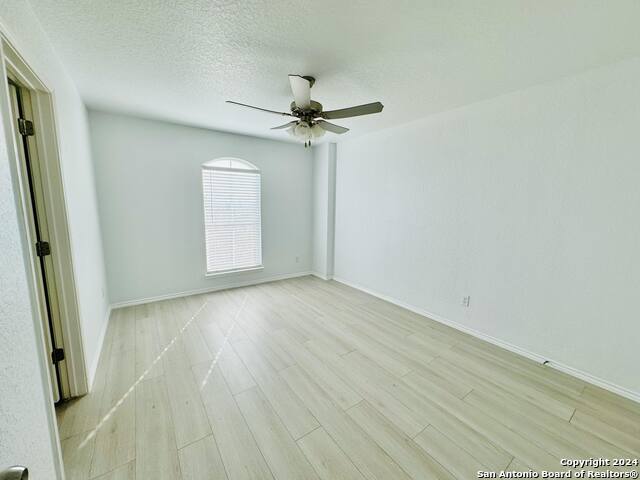 Image 28 of 35 For 12139 Patton Pt