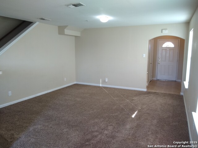 Image 2 of 6 For 10010 Vasso View 1