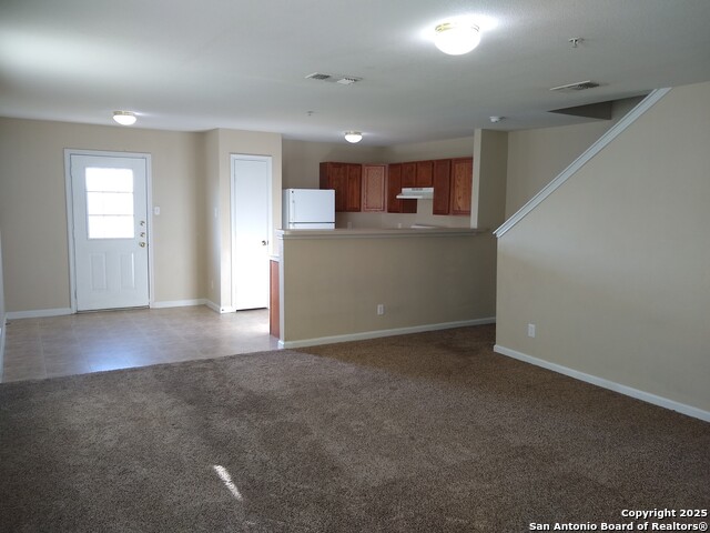 Image 3 of 6 For 10010 Vasso View 1