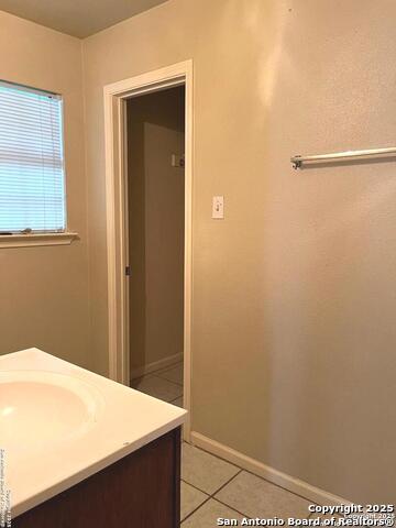 Image 10 of 17 For 2220 Laredo St S