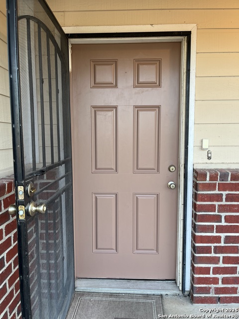 Image 17 of 17 For 2220 Laredo St S