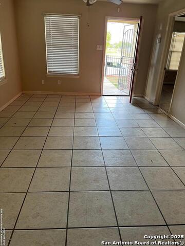 Image 7 of 17 For 2220 Laredo St S