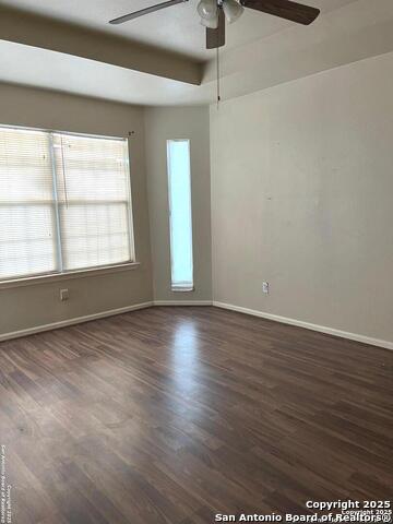 Image 9 of 17 For 2220 Laredo St S