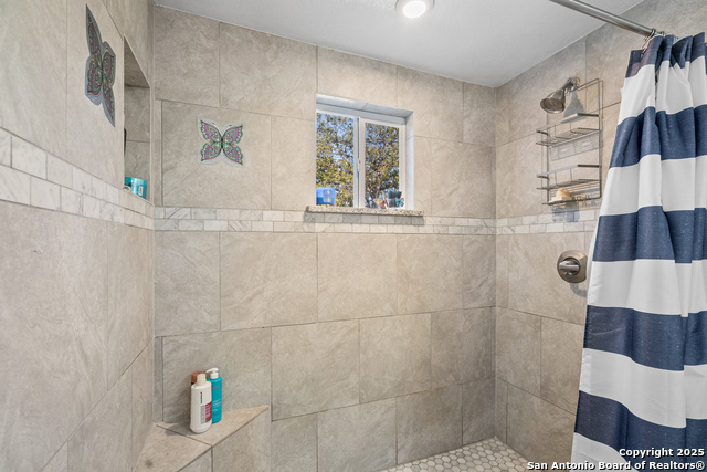 Image 11 of 21 For 359 Tomrob