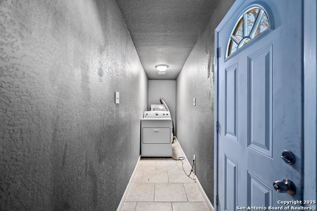 Image 16 of 21 For 359 Tomrob