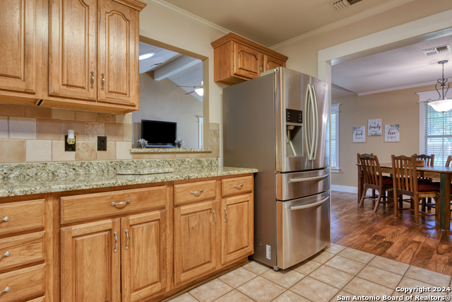 Image 13 of 35 For 1333 Continental Dr S