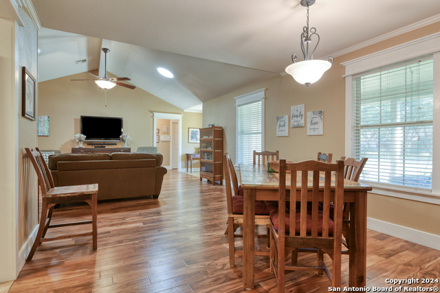 Image 14 of 35 For 1333 Continental Dr S