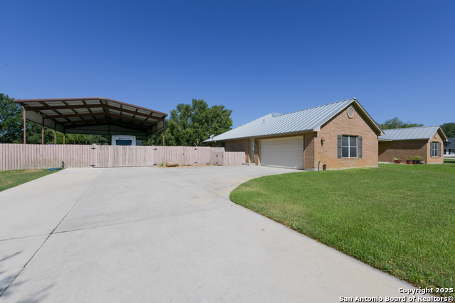 Image 31 of 35 For 1333 Continental Dr S