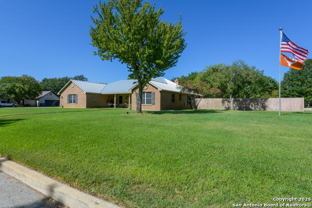 Image 35 of 35 For 1333 Continental Dr S