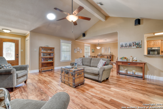 Image 6 of 35 For 1333 Continental Dr S