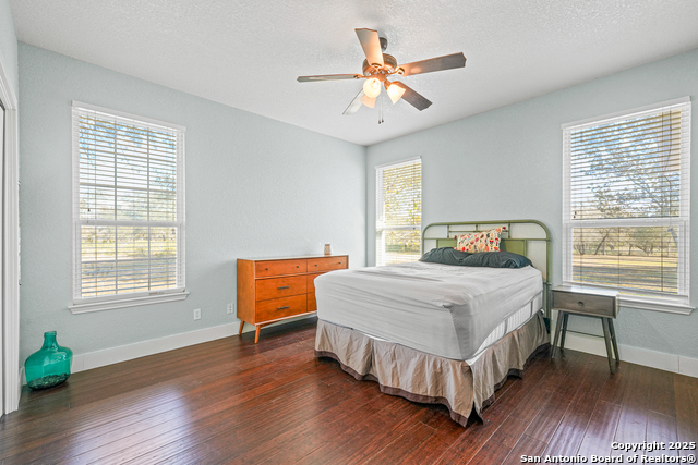 Image 36 of 44 For 412 Cimarron