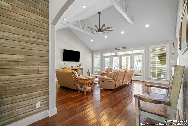 Image 4 of 44 For 412 Cimarron