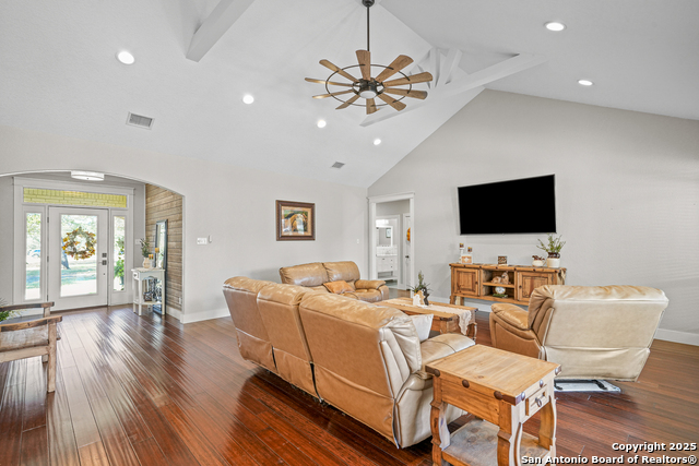 Image 6 of 44 For 412 Cimarron