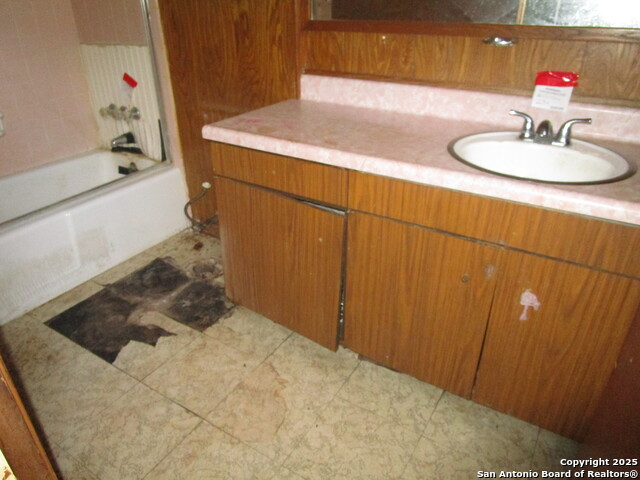 Image 12 of 15 For 4411 Lakewood