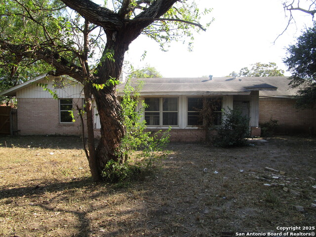 Image 2 of 15 For 4411 Lakewood