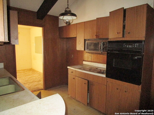 Image 4 of 15 For 4411 Lakewood