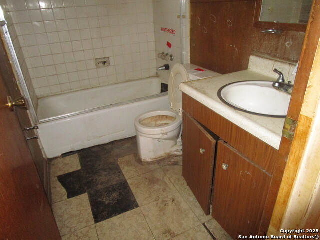 Image 7 of 15 For 4411 Lakewood